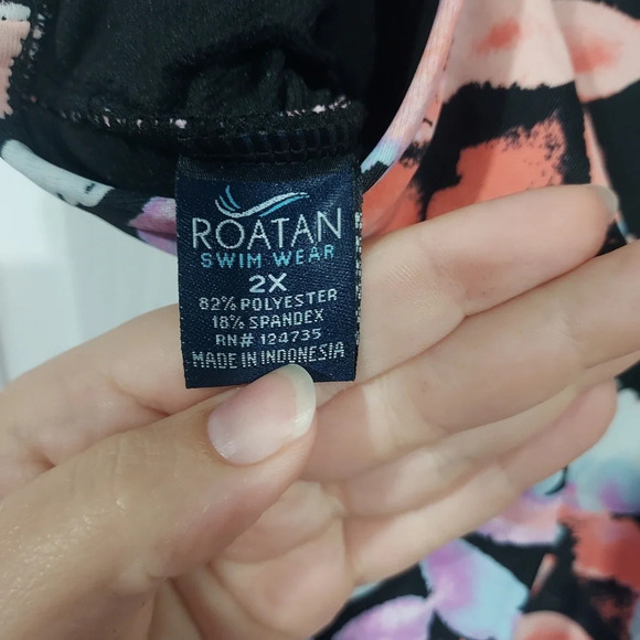 NWOT Roatan Swimwear Floral One Piece Swimsuit in Size 2X - Picture 11 of 12